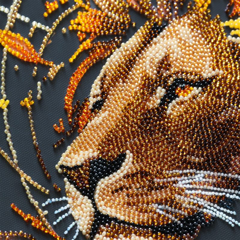Main Bead Embroidery Kit The King of Beasts