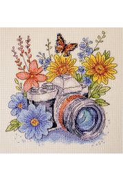 Cross-stitch kits Catch the Moment