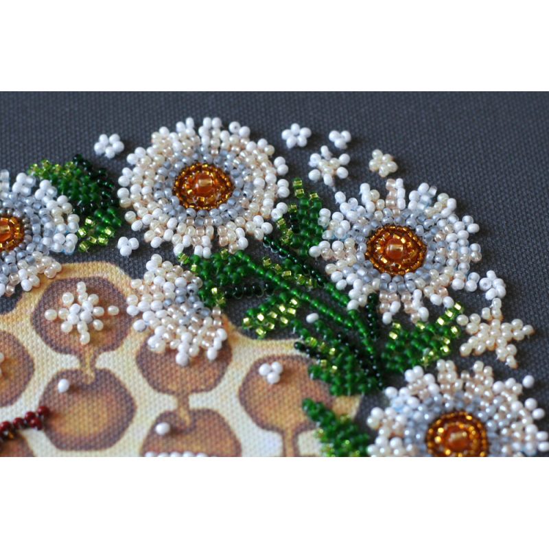 Main Bead Embroidery Kit Honey plant