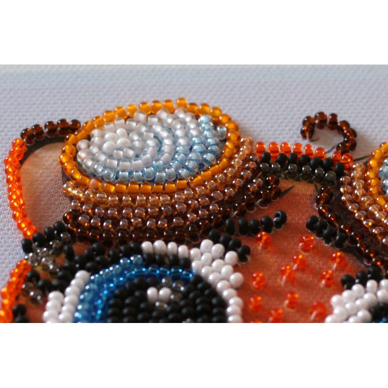 Mid-sized bead embroidery kit With the wind!