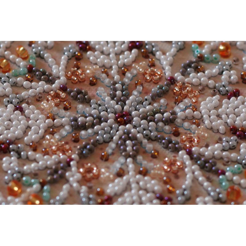 Mid-sized bead embroidery kit Snowing