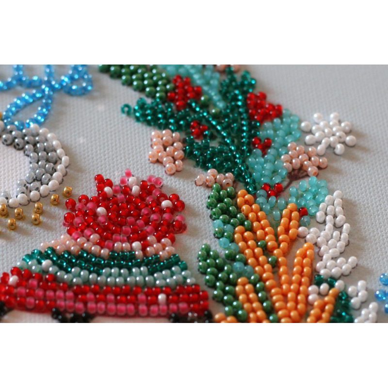 Mid-sized bead embroidery kit Sweet winter