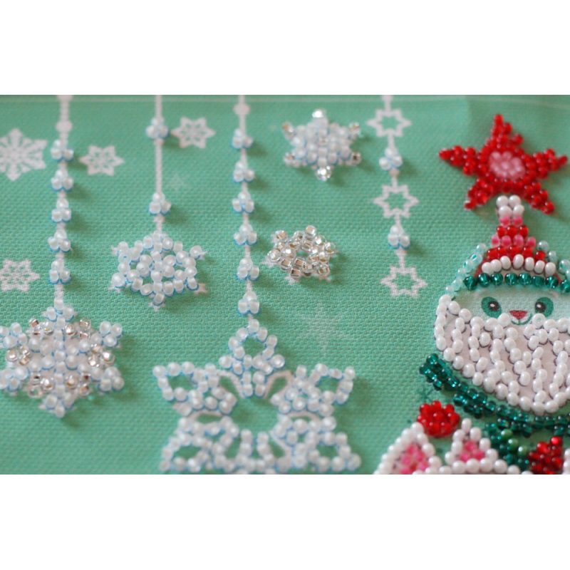 Mid-sized bead embroidery kit Decorate