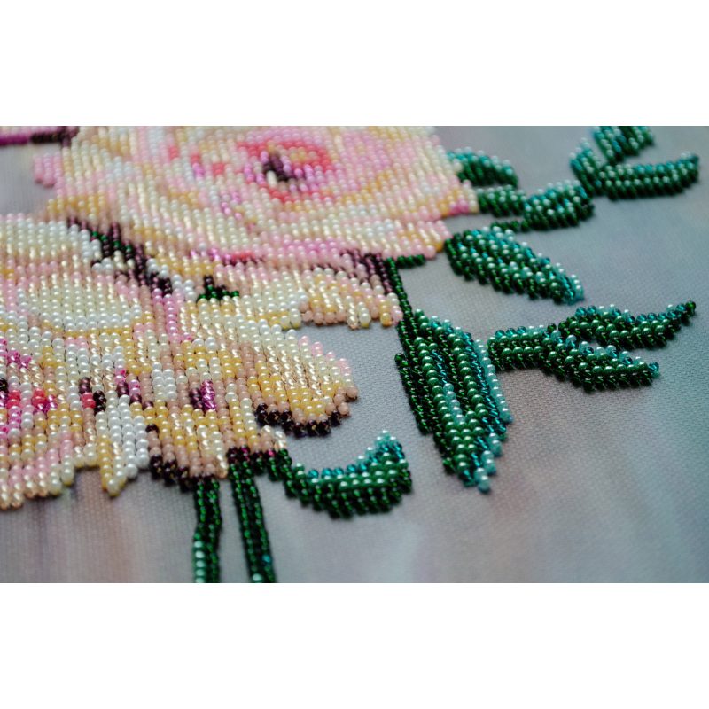 Main Bead Embroidery Kit Gentle roses
