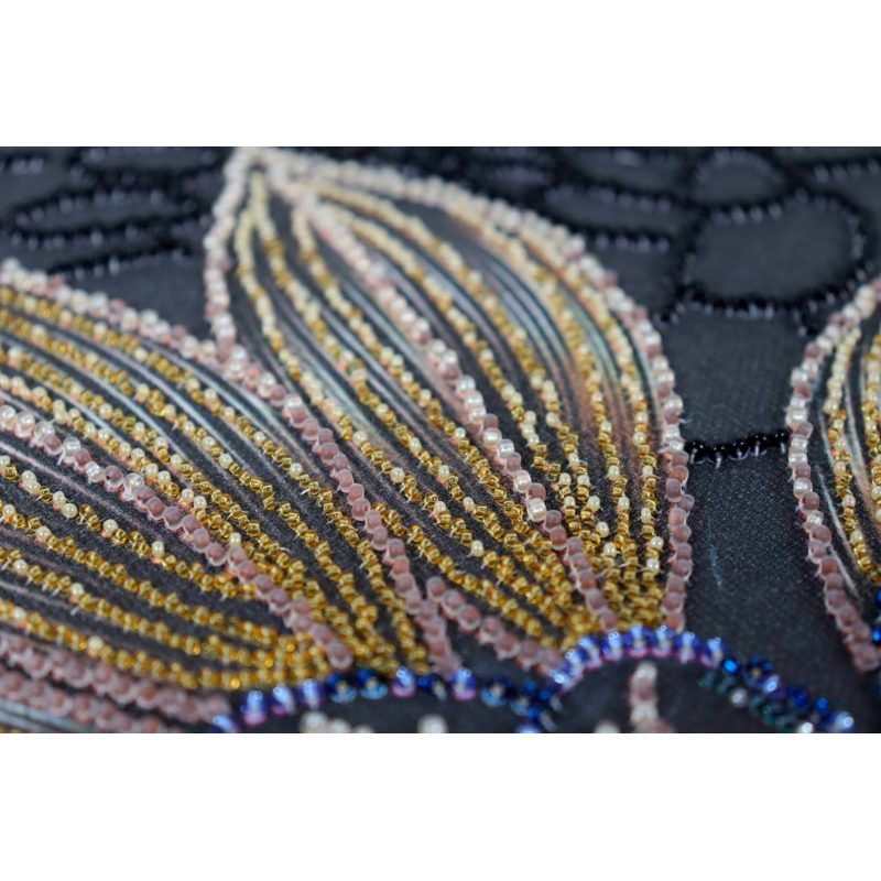 Main Bead Embroidery Kit Blooming in the dark