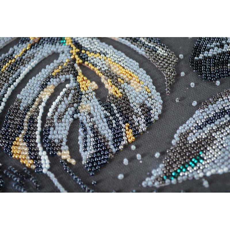 Main Bead Embroidery Kit Lurking