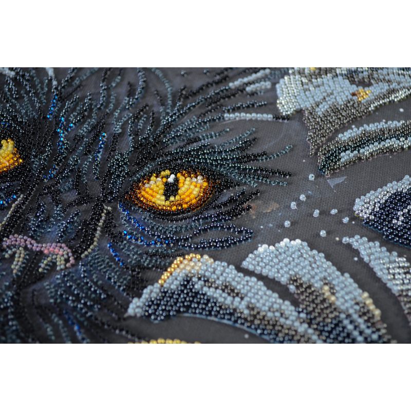 Main Bead Embroidery Kit Lurking