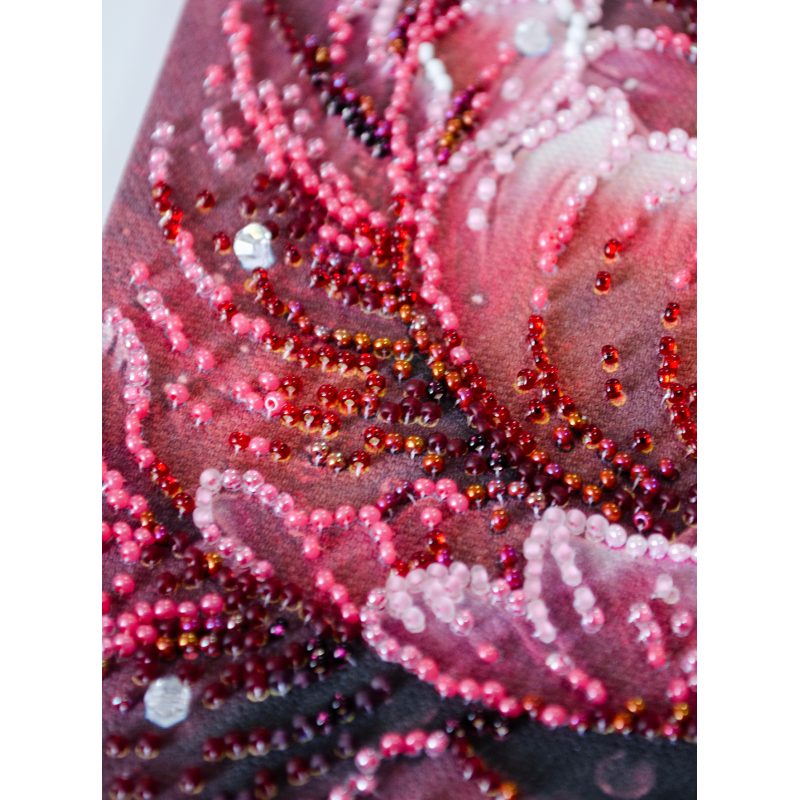 Main Bead Embroidery Kit Dew's Kiss