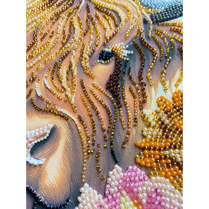 Main Bead Embroidery Kit Highland Belle
