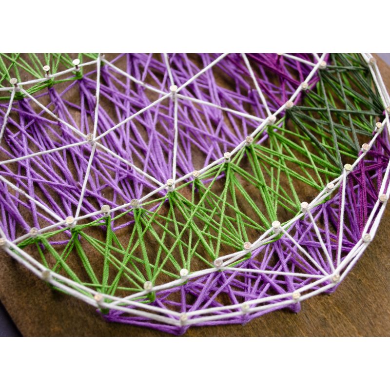 Creative Kit/String Art Easter egg