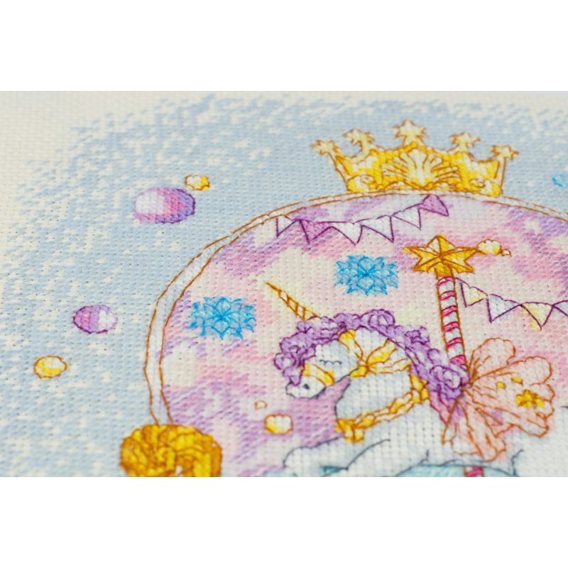 Cross-stitch kits Roundabout