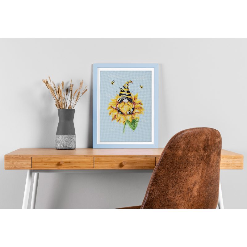 Cross-stitch kits Beekeeper