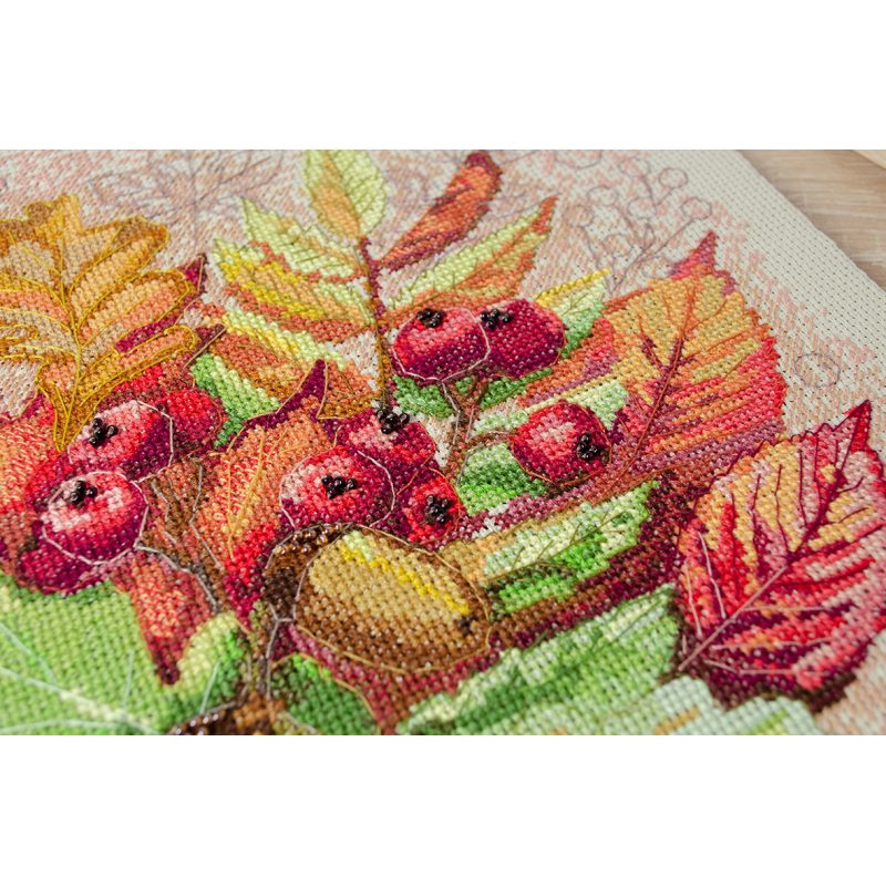 Cross-stitch kits Autumn moment