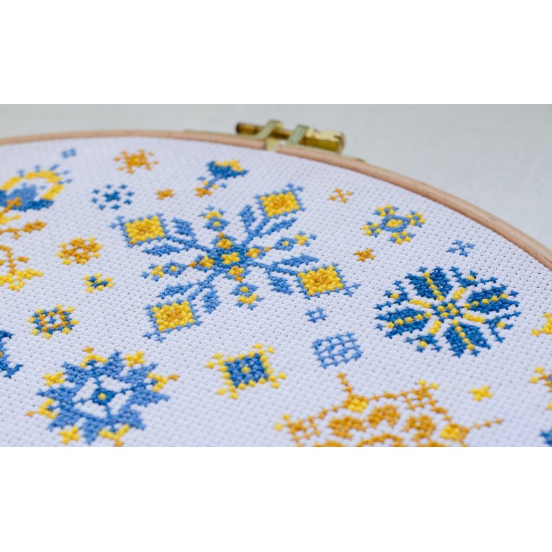 Cross-stitch kits Family sampler
