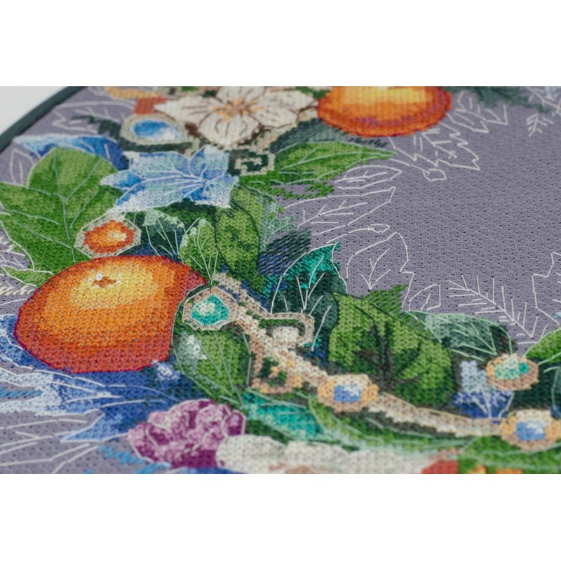 Cross-stitch kits An exquisite holiday