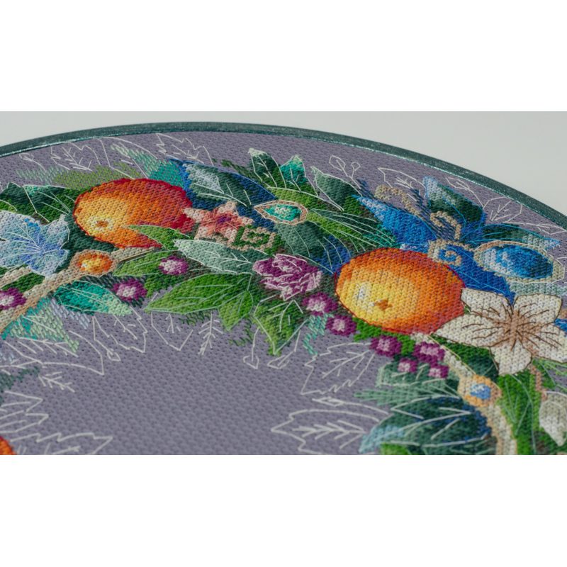 Cross-stitch kits An exquisite holiday