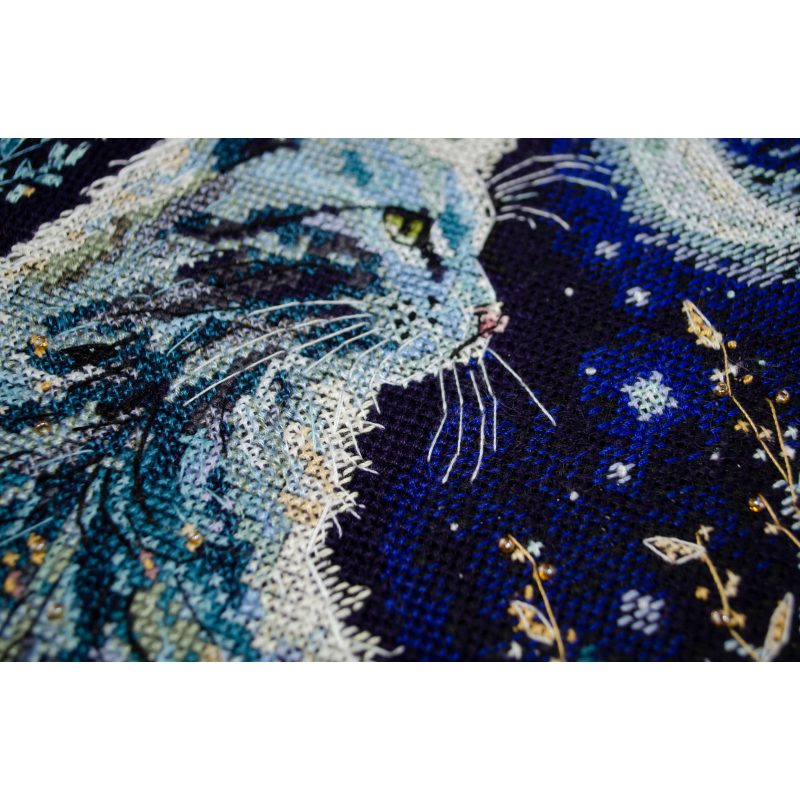 Cross-stitch kits Night guest