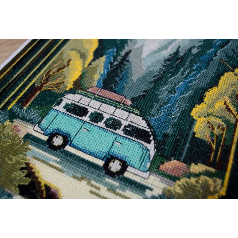 Cross-stitch kits Thirst for adventure