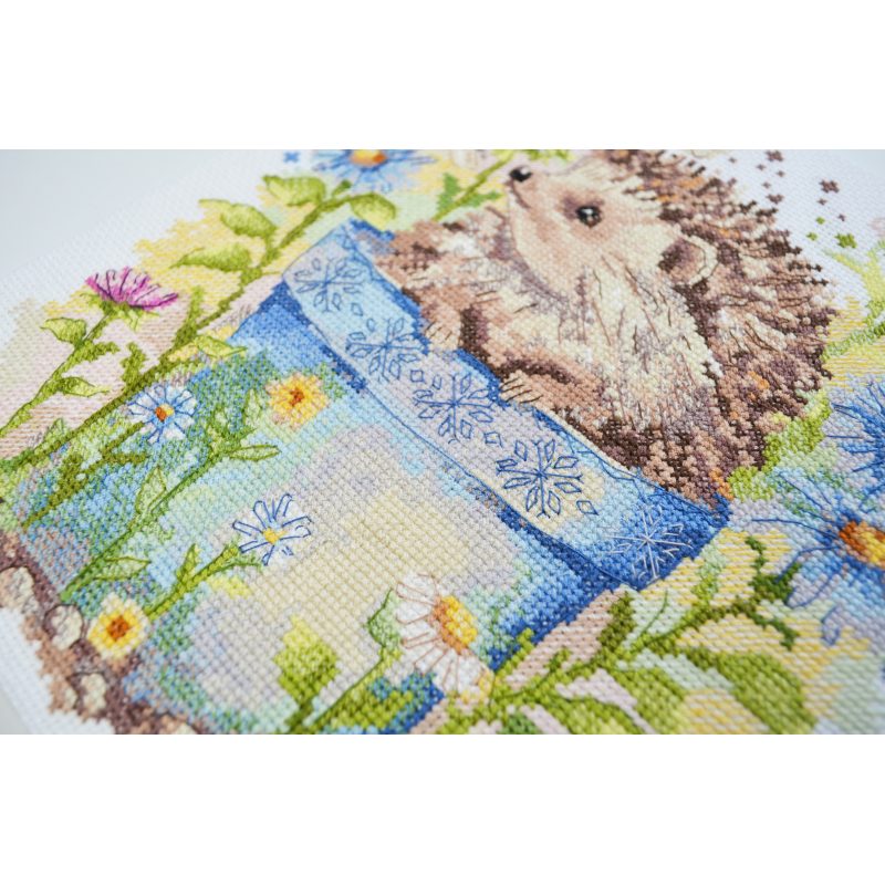 Cross-stitch kits Little scout