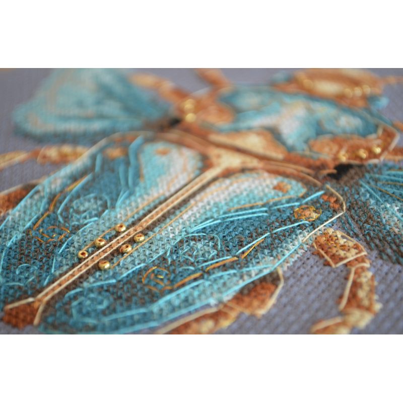 Cross-stitch kits Artifact of time