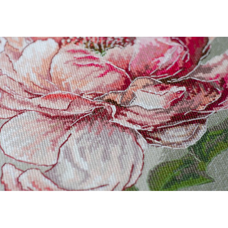 Cross-stitch kits Graceful beauty