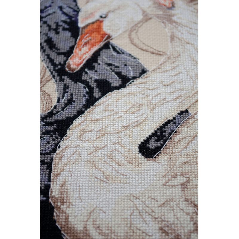 Cross-stitch kits Swans of love