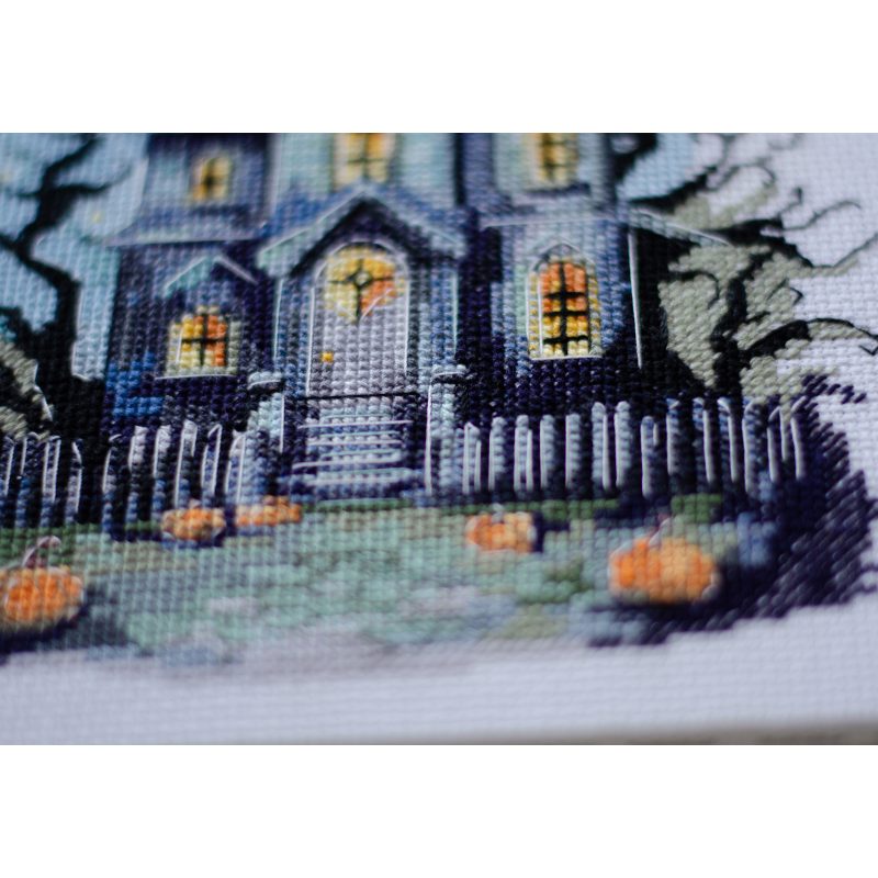 Cross-stitch kits Haunted House
