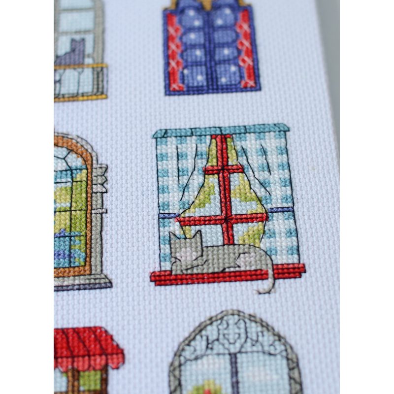 Cross-stitch kits 9 little cozy tales