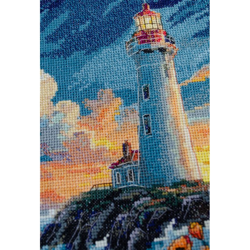 Cross-stitch kits Silence has color