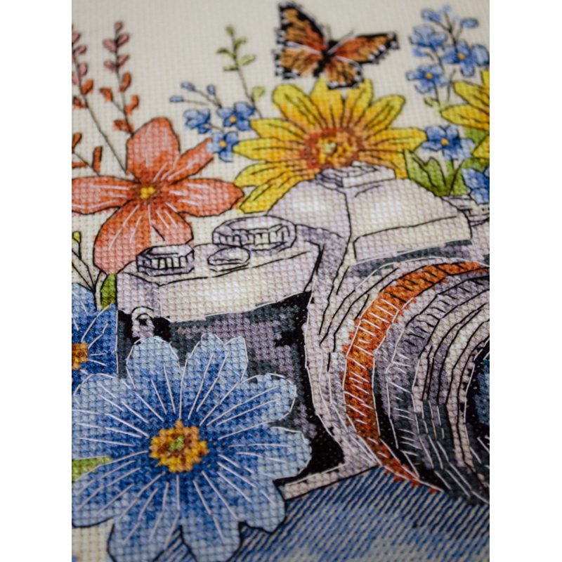 Cross-stitch kits Catch the Moment