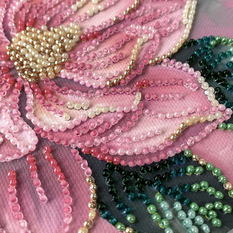 Mini Bead embroidery kit Petal Kiss