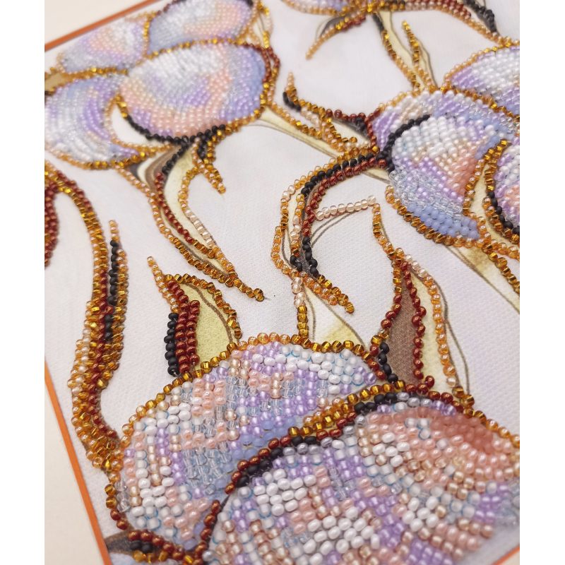 Mid-sized bead embroidery kit Gentle touch