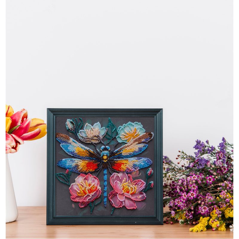 Mid-sized bead embroidery kit Flickering wings