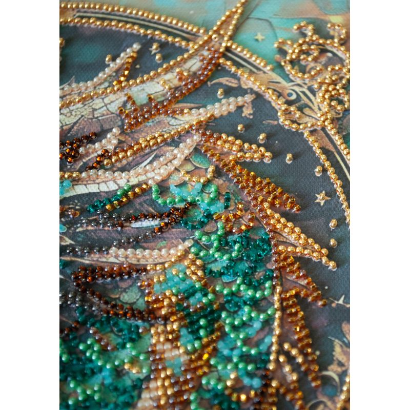 Mid-sized bead embroidery kit Breath of Fire