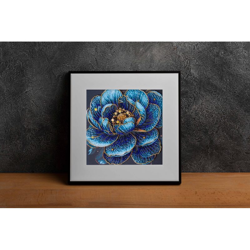 Mid-sized bead embroidery kit Royal Bloom
