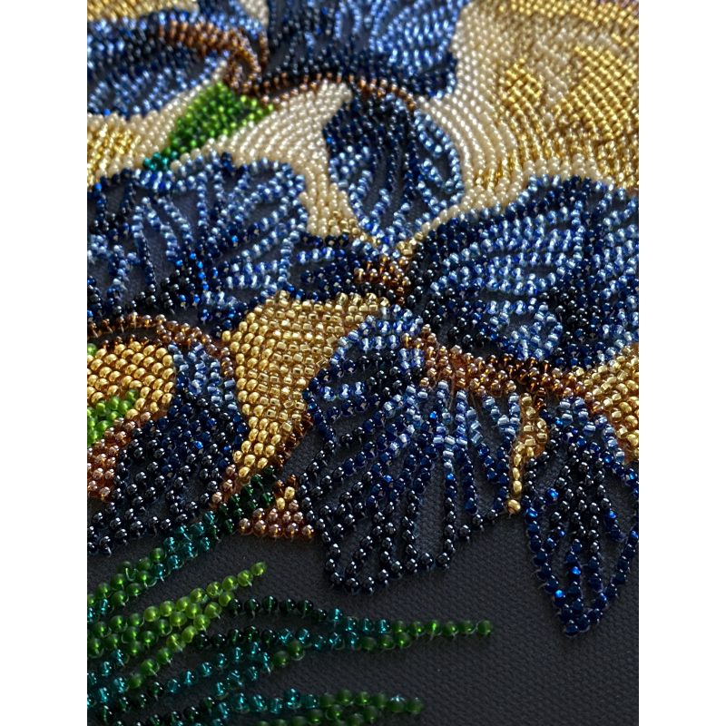 Mid-sized bead embroidery kit Dancing in golden light