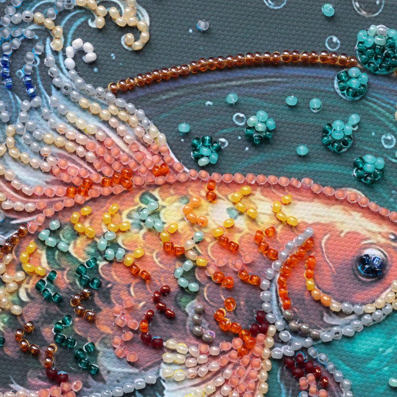 Mid-sized bead embroidery kit Dancing among the waves