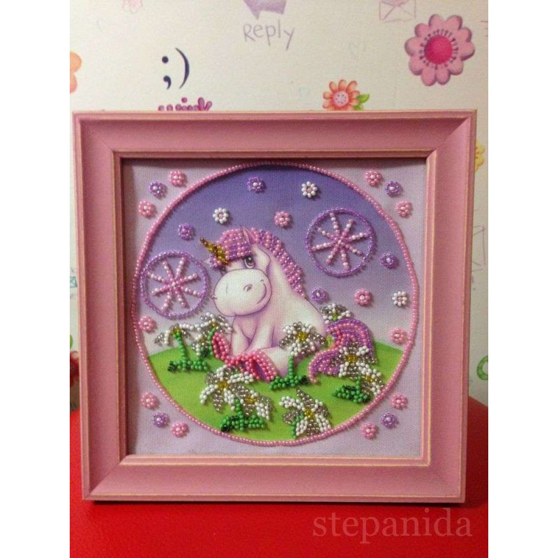 Mini Bead embroidery kit Pony