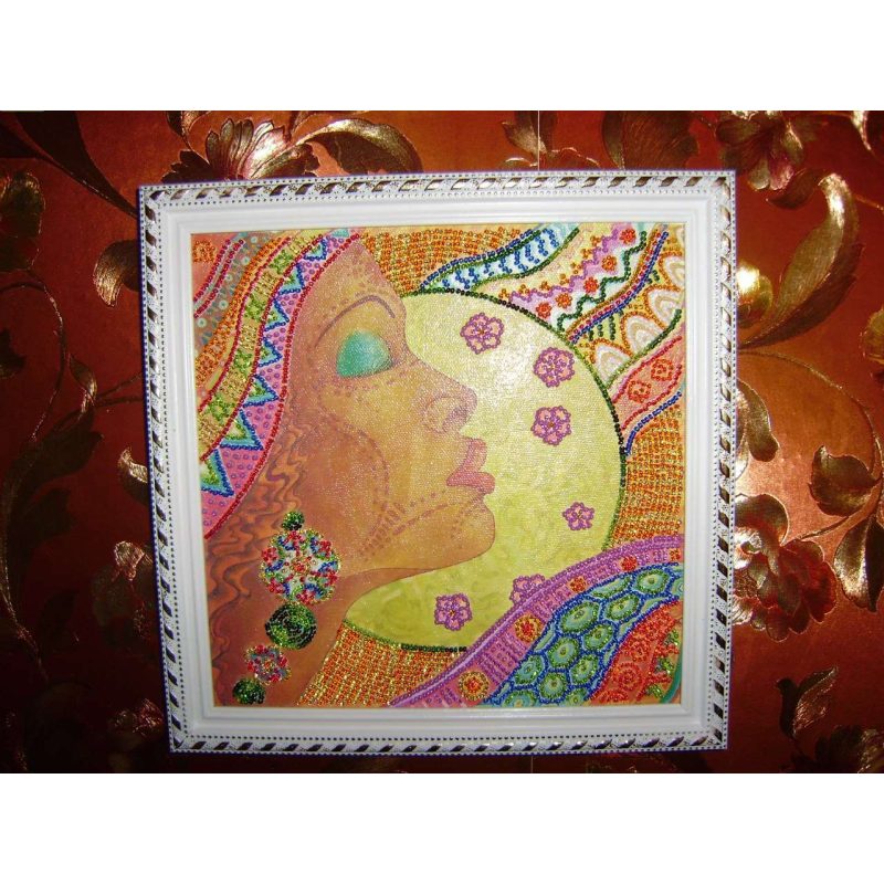 Charts on artistic canvas African girl