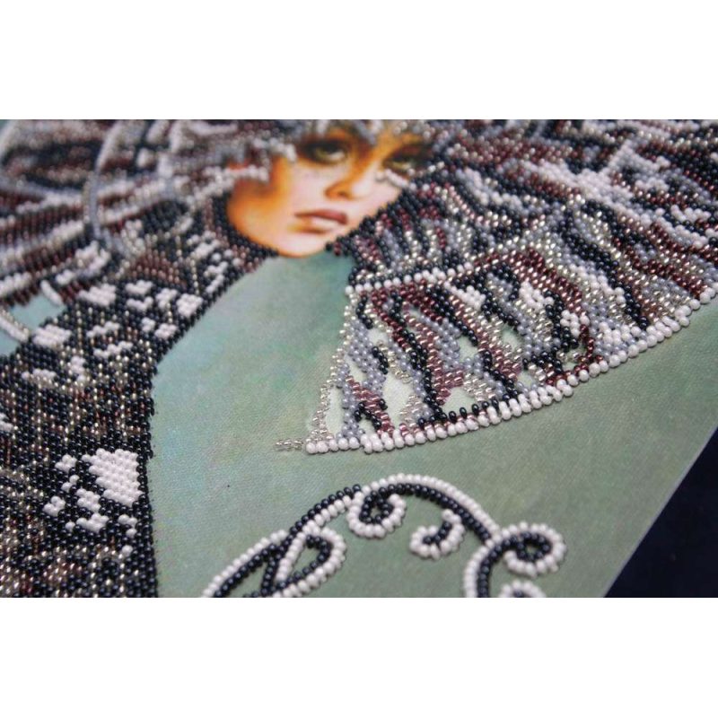 Main Bead Embroidery Kit Selena
