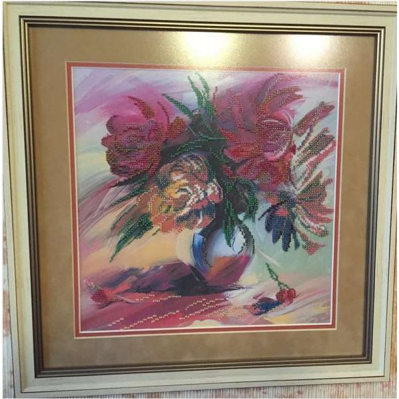 Charts on artistic canvas Picturesque peonies