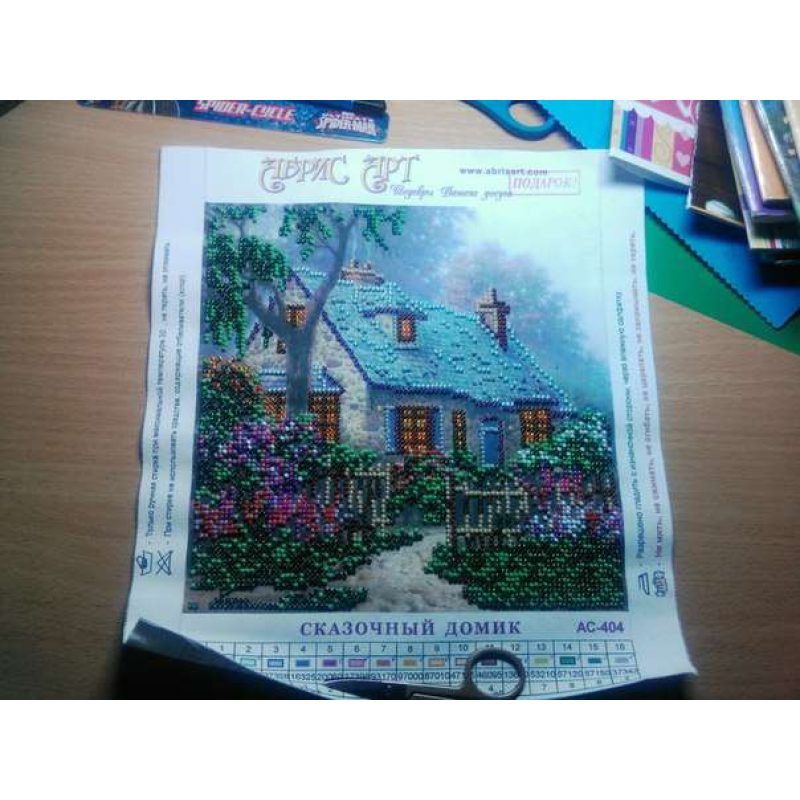 Charts on artistic canvas Fairytale House