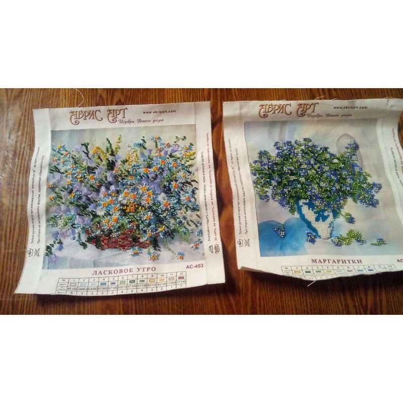 Charts on artistic canvas Daisy