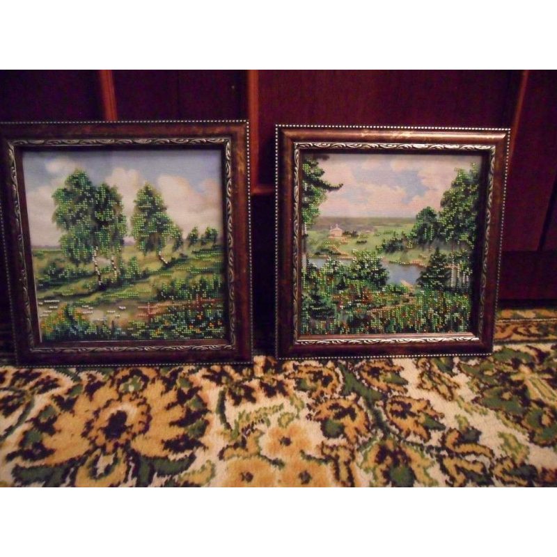 Charts on artistic canvas At the Edge