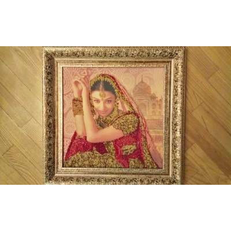 Charts on artistic canvas Flowers of India