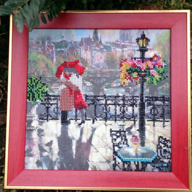Charts on artistic canvas Embrace Paris