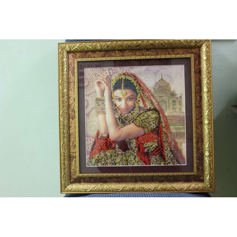 Charts on artistic canvas Flowers of India