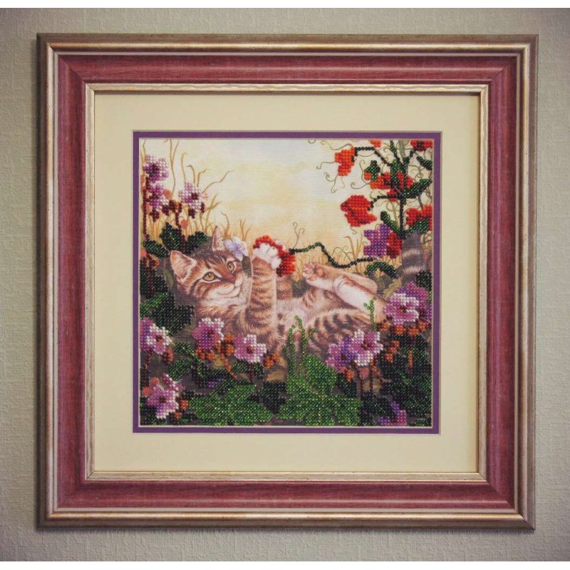 Charts on artistic canvas Fun in flowers
