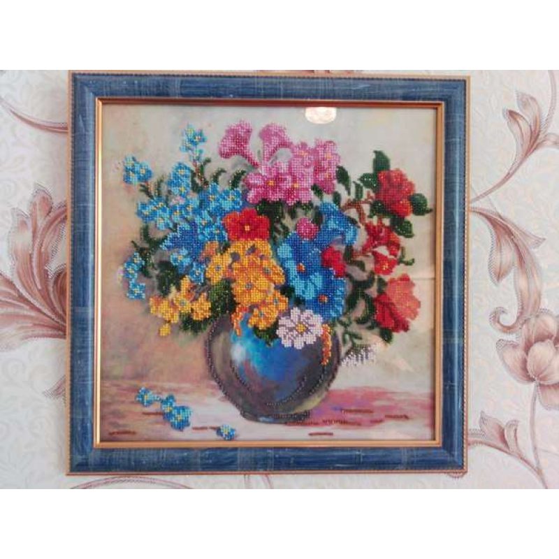 Charts on artistic canvas Meadow flowers