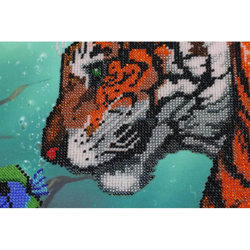 Main Bead Embroidery Kit Underwater hunting